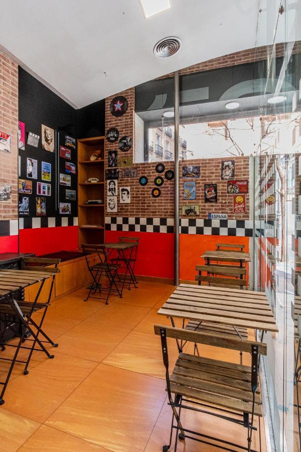 Hostel Center Madrid Luaran gambar