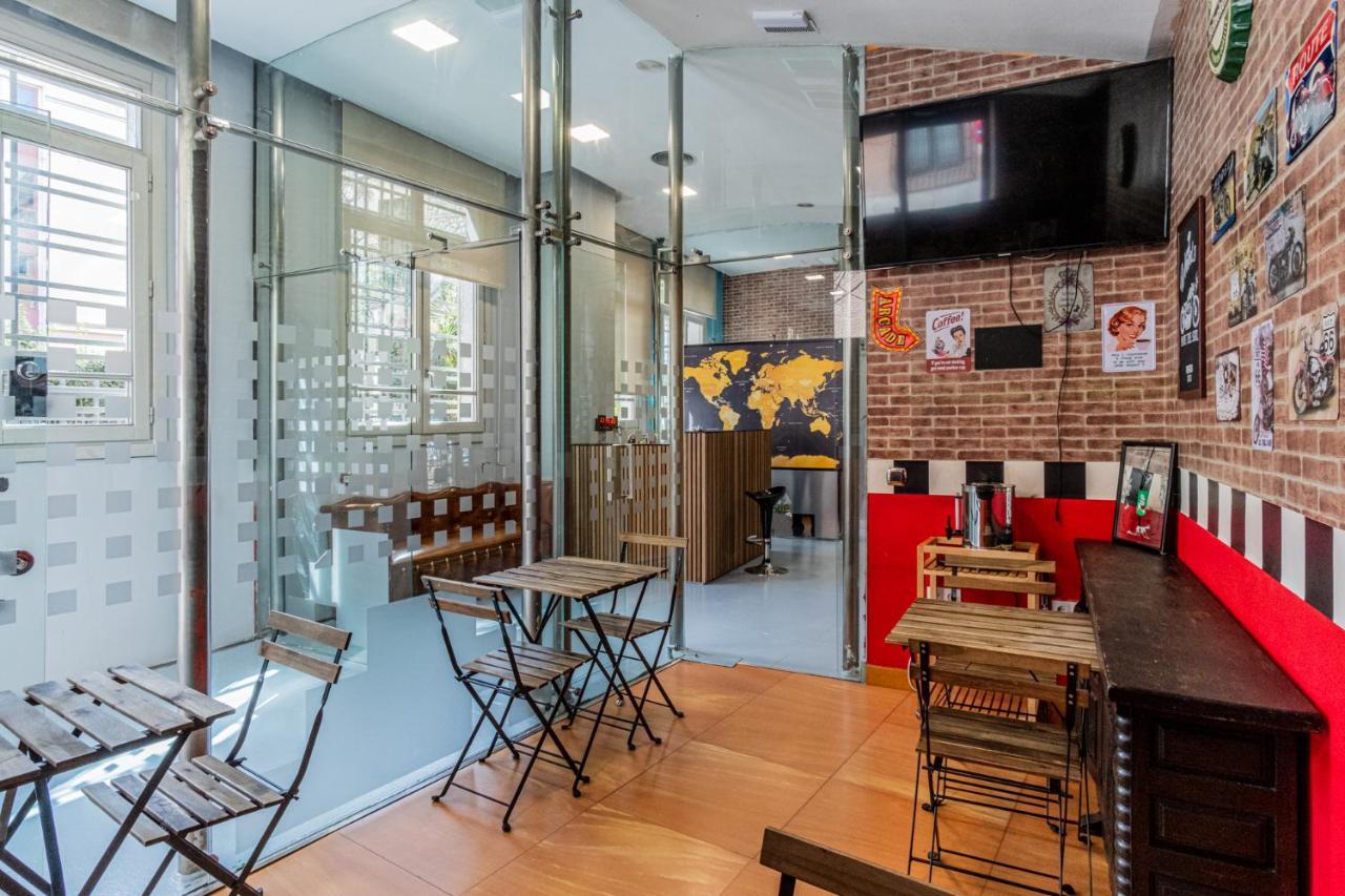 Hostel Center Madrid Luaran gambar